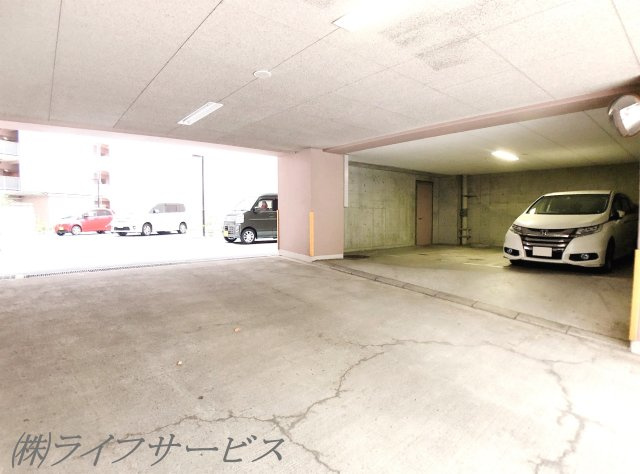 【駐車場】 | モンセーヌ加島ヴィルコート | 駐車場