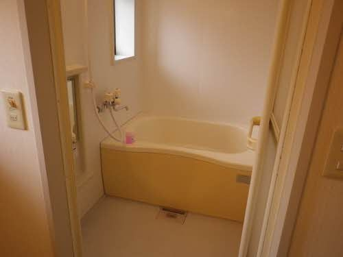 メゾン　コンフォールの浴室