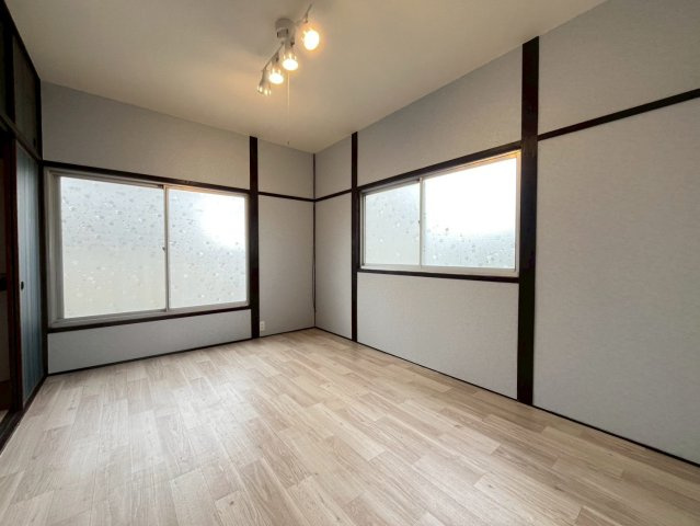乙木3丁目貸家の洋室