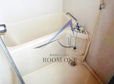 メゾン三輪の浴室|お風呂です。