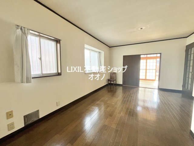 【居間・リビング】 | 久喜市鷲宮　中古一戸建