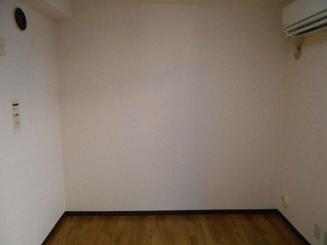 スカイコート新宿第５の寝室