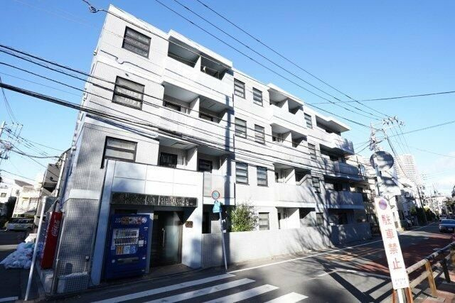 スカイコート新宿第５の外観