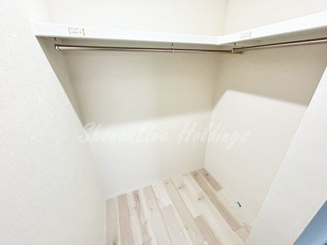 厚木市下荻野のアパートの収納|同施工物件