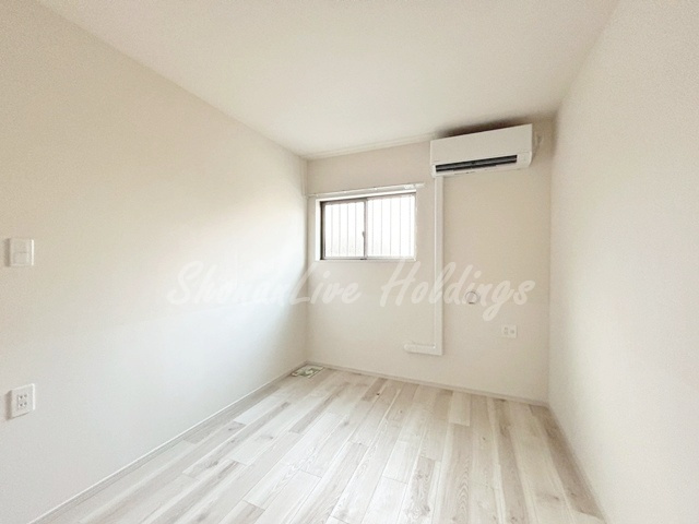 厚木市下荻野のアパートの寝室|同施工物件