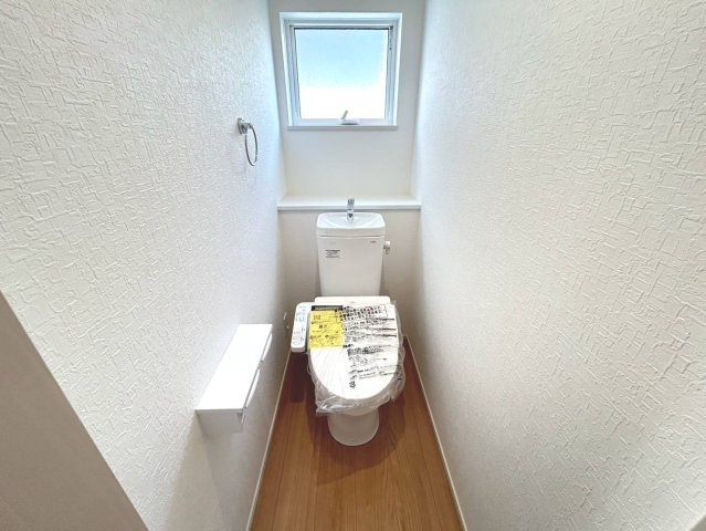 ファーストタウン　一宮市大和町福森第1　全2区画分譲のトイレ|汚れにくくお手入れし易い便器を採用しています。