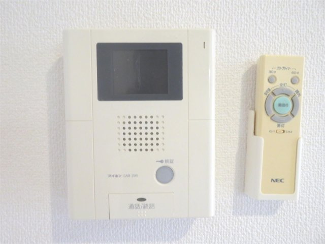 Hashimoto East Mansionの設備|モニター付きインターホン