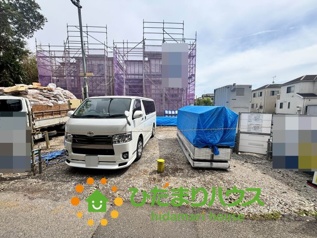 白岡市白岡8期　新築一戸建て　02　リーブルガーデンの前面道路含む現地写真|2026/03/02　撮影