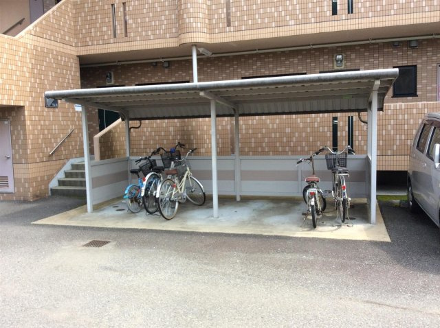 淀コーポIIIのその他|駐輪場