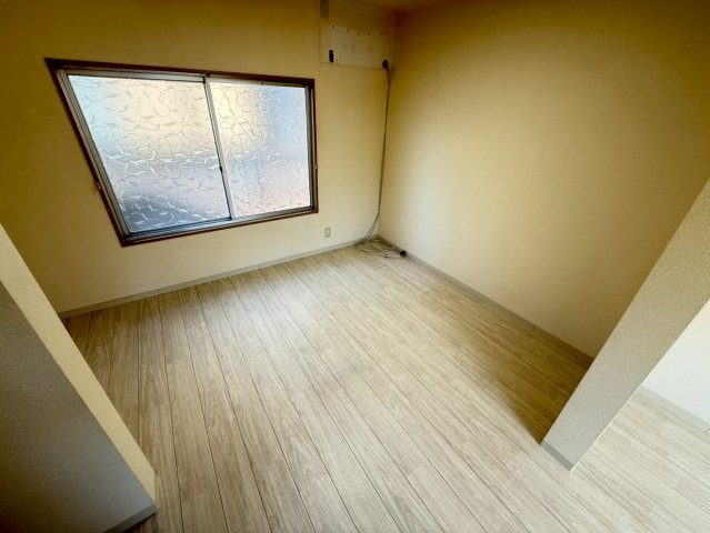 北御門連棟住居の洋室