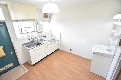 【居間・リビング】 | 吉内ハイツ