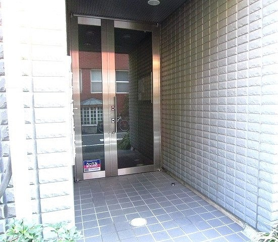 グランディール・タキオのエントランス