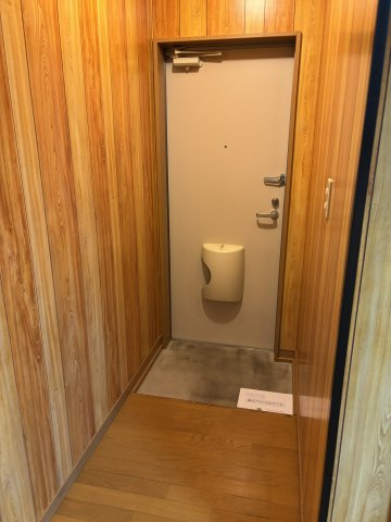 五反野ハイツの玄関