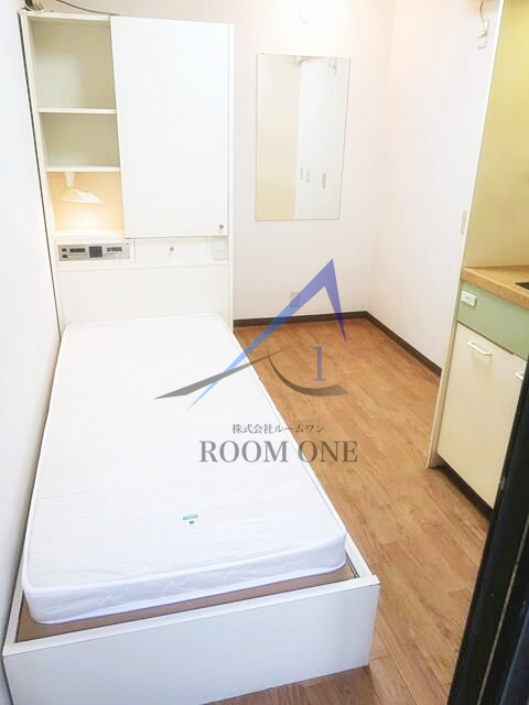 トップルーム目黒の居間・リビング|洋室のお部屋です。