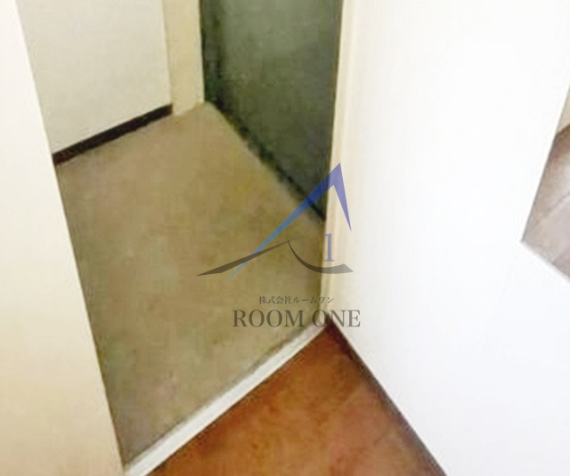 トップルーム目黒の玄関|玄関です。