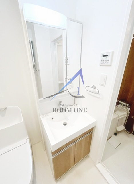 弘進ビルの洗面所|洗面台です。
