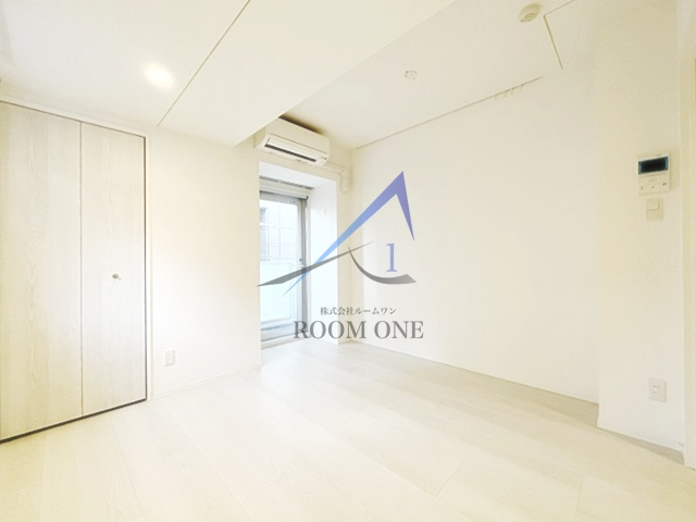 弘進ビルの居間・リビング|洋室のお部屋です。