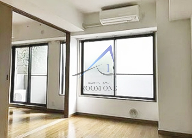 ボヌール都立大学弐番館の居間・リビング|洋室のお部屋です。