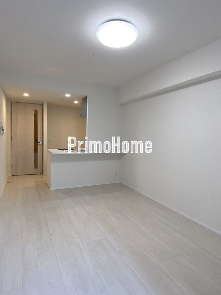 ラドゥセール東神田の居間・リビング