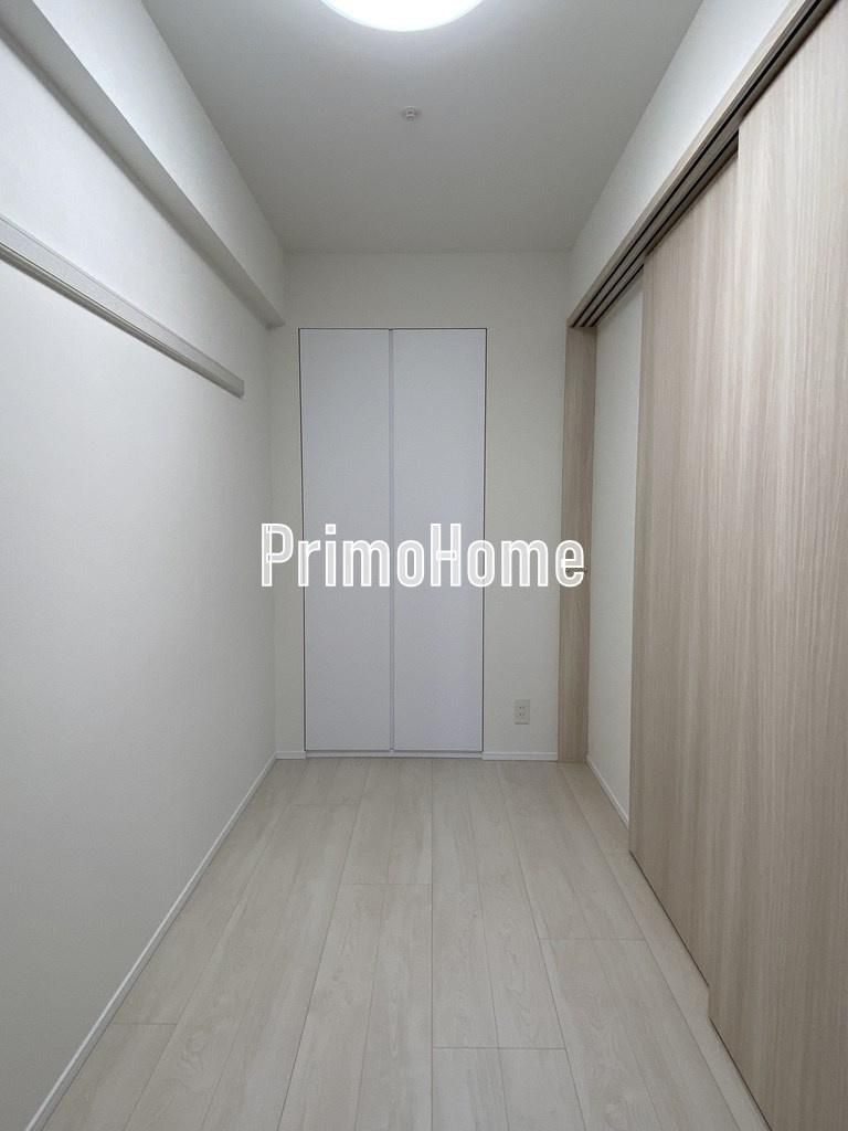 ラドゥセール東神田の洋室