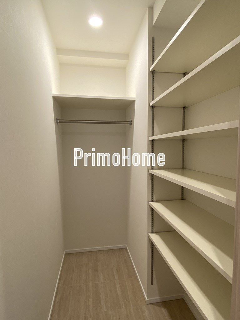 ラドゥセール東神田の収納