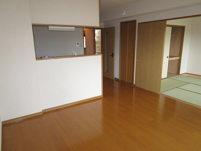 エトワール南台Ⅱの居間・リビング