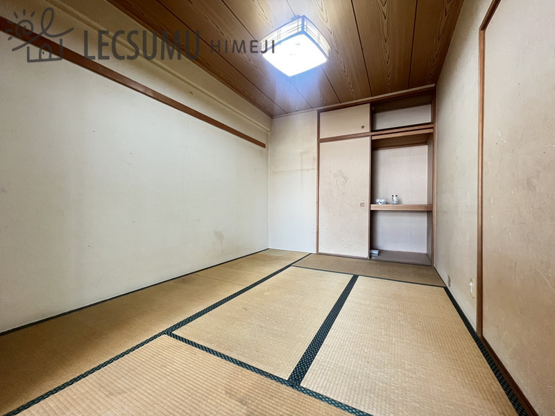 セントラルメゾン夢前川の和室