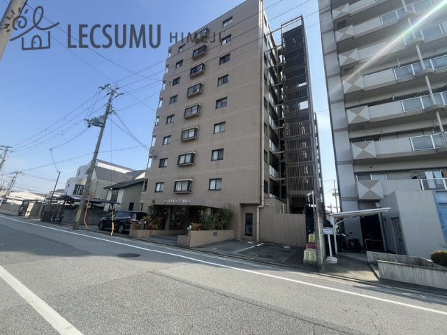 セントラルメゾン夢前川の外観