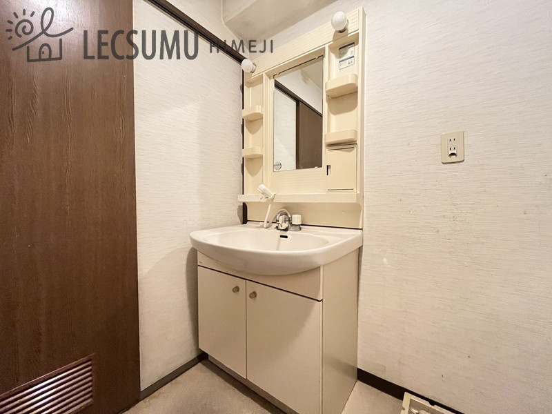 セントラルメゾン夢前川の洗面所