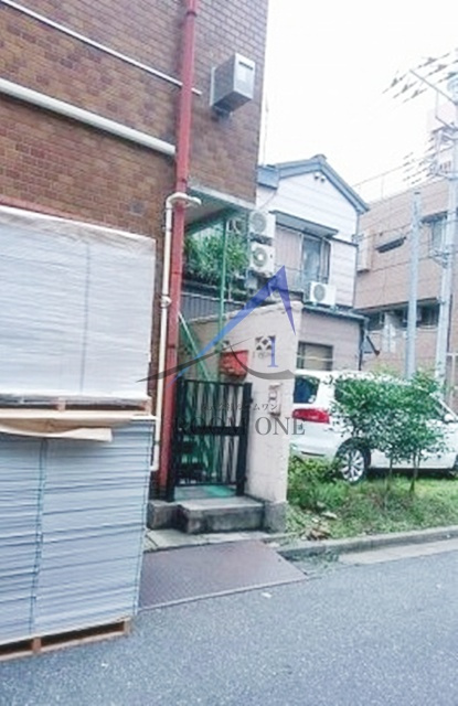 内田ビルのエントランス|エントランスです。