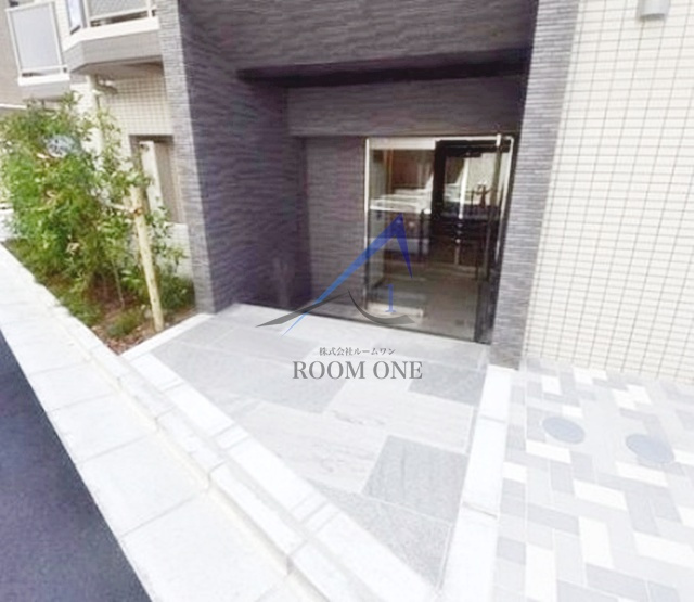 レガリス北千住のエントランス|エントランスです。