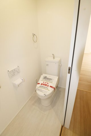 郡山市安積４丁目　　　１号棟　　　安積第３小学校、安積第２中学区のトイレ