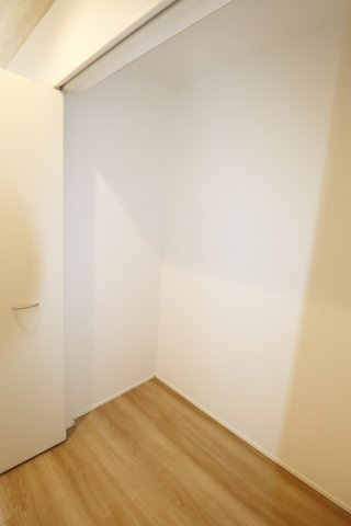 郡山市安積４丁目　　　１号棟　　　安積第３小学校、安積第２中学区の収納