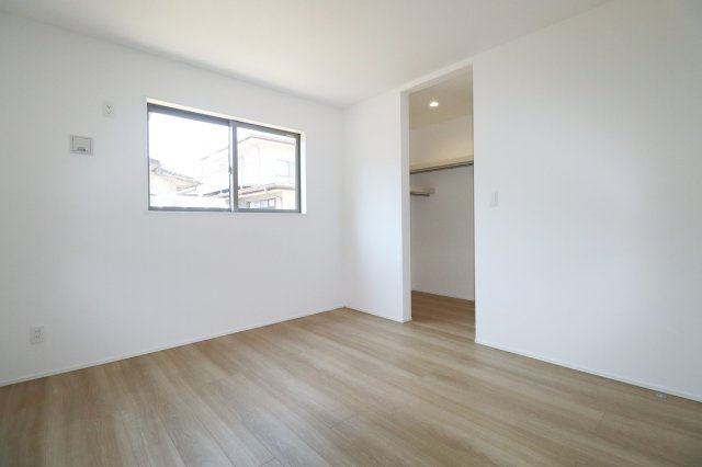 郡山市安積４丁目　　　１号棟　　　安積第３小学校、安積第２中学区の収納