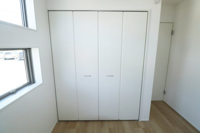 郡山市安積４丁目　　　１号棟　　　安積第３小学校、安積第２中学区の収納