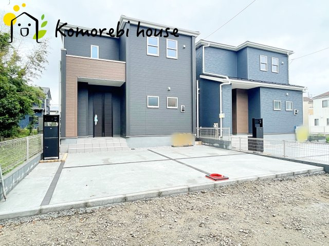 白岡市白岡　8期　新築一戸建て　リーブルガーデン　01の駐車場|駐車場があるので、車を買う予定の方も安心です
