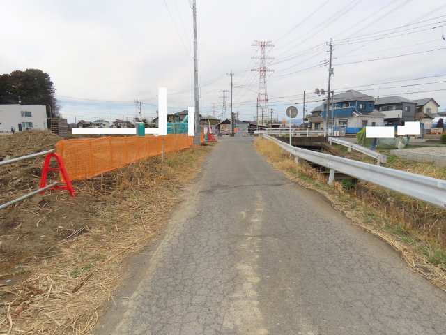 鶴ヶ島市藤金売地の前面道路含む現地写真