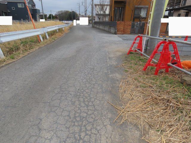 鶴ヶ島市藤金売地の前面道路含む現地写真