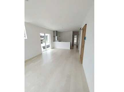 広島市安佐北区真亀3丁目　新築一戸建て(全2棟)の居間・リビング