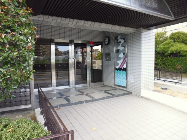 ベイヒルズ明石のエントランス