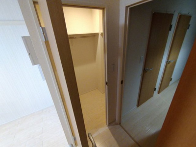 【その他】 | クレイノサニープレイス宮前平Ｌ | ウォークインクローゼット扉