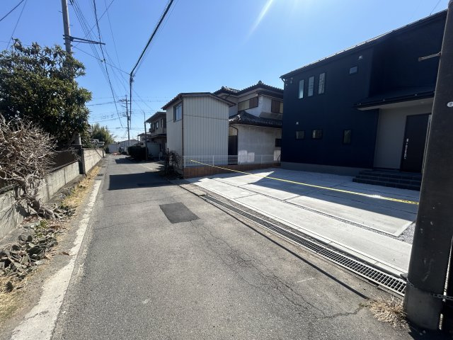 新築　前橋市江田町第4　Livele Garden.S　１号棟の前面道路含む現地写真|現地写真　北側接道幅員約4ｍ