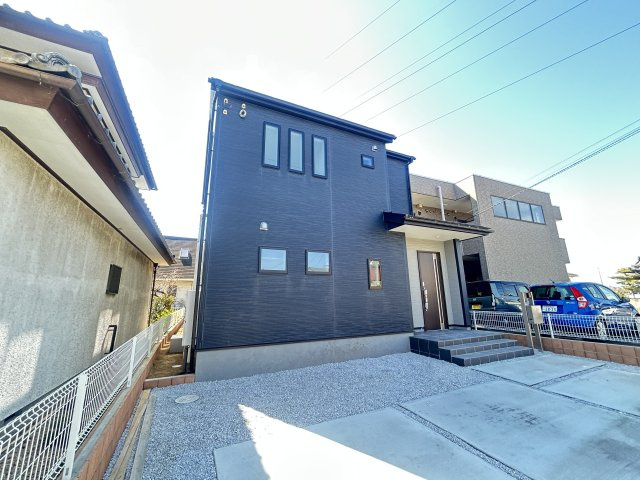 新築　前橋市江田町第4　Livele Garden.S　１号棟の駐車場|現地写真　駐車スペースは並列2台分可能です！
