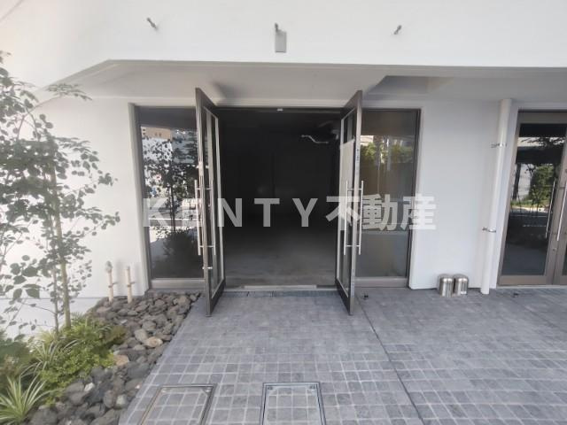 【エントランス】 | [事業用] プライムブリス品川中延 | 落ち着いたエントランスです