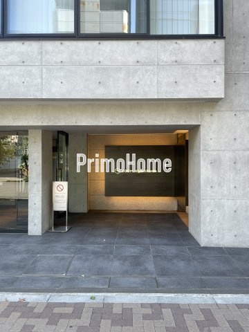 ズーム東神田のエントランス