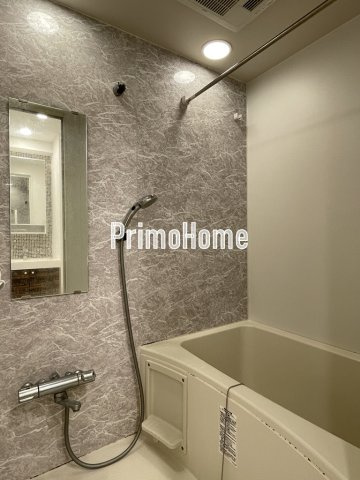 ズーム東神田の浴室