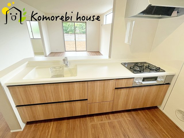 白岡市白岡　8期　新築一戸建て　リーブルガーデン　02のキッチン|キッチンでお料理をお楽しみください