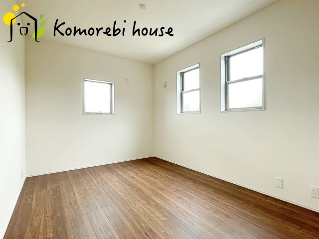 白岡市白岡　8期　新築一戸建て　リーブルガーデン　02の洋室|洋室です