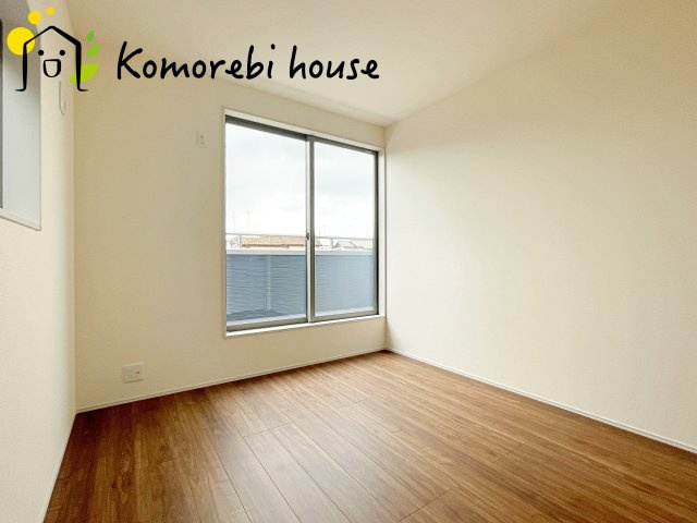白岡市白岡　8期　新築一戸建て　リーブルガーデン　02の子供部屋|ゆったりした子供部屋です