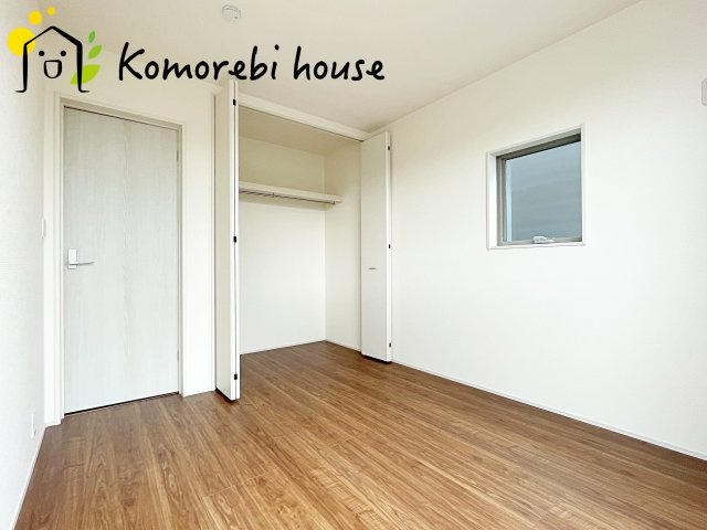 白岡市白岡　8期　新築一戸建て　リーブルガーデン　02の子供部屋|お子さんのいるうちは子供部屋に使ってはいかがでしょうか